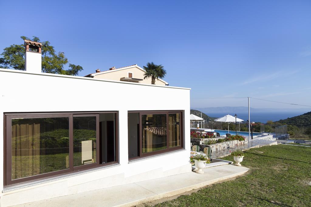 Apartments Rajkovic Лабин Стая снимка