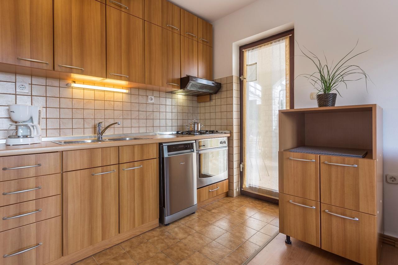 Apartments Rajkovic Лабин Екстериор снимка
